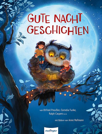 Das Buchcover zeigt eine große, freundliche Eule, die ein Buch hält. Neben ihr sitzen zwei Kinder, ein Junge und ein Mädchen, vor einem leuchtend blauen Vollmond.