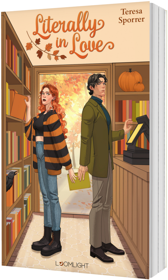 Das Buchcover zeigt eine rothaarige Frau in gestreiftem Mantel und Jeans und einen dunkelhaarigen Mann in Mantel, stehend Rücken an Rücken in einer herbstlich orangefarbenen Buchhandlung.