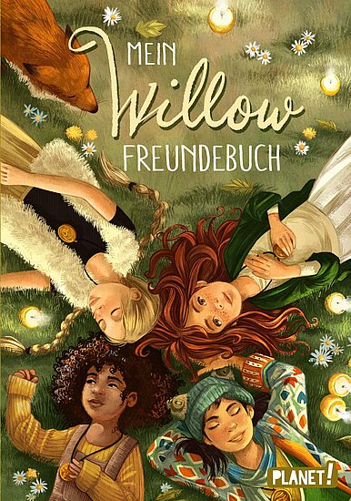 Das Buchcover zeigt vier Kinder, die auf einer Wiese liegen, umgeben von Blüten und einem Hund. Die Farben sind lebhaft und freundlich, mit einem dominierenden Grünton.