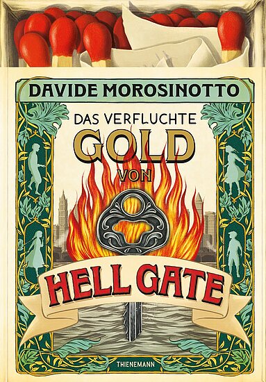 Das Buchcover zeigt einen Flammeneffekt mit einem stilisierten Schlüssel in der Mitte. Der Titel „Das verfluchte Gold von Hell Gate“ ist in geschwungener Schrift in warmen Farben gestaltet, umrahmt von floralen Motiven.