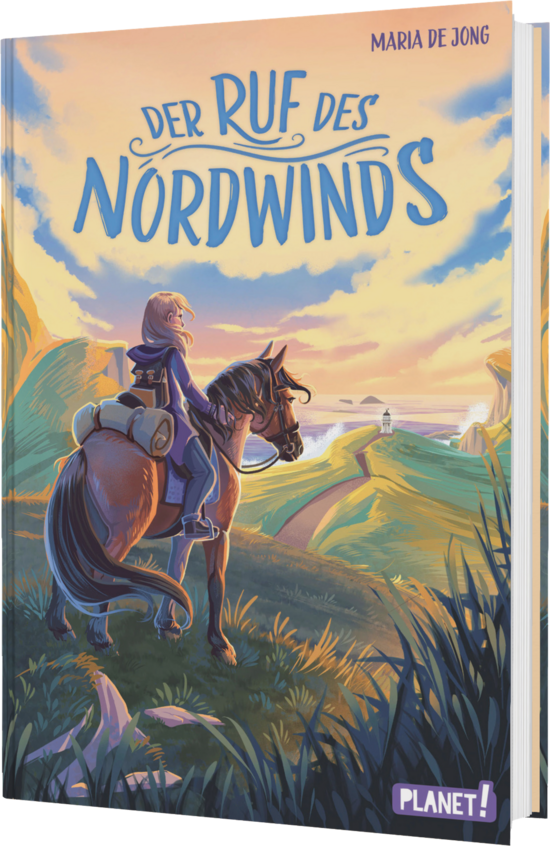 Das Buchcover zeigt ein Mädchen mit langen, blonden Haaren, das auf einem braunen Pferd vor einer Küstenlandschaft steht. Der Himmel ist in sanften Farben gefärbt und ein Leuchtturm ist in der Ferne zu sehen.